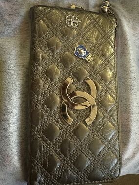 Metallic Quilted Zip Wallet - Gold Vintage